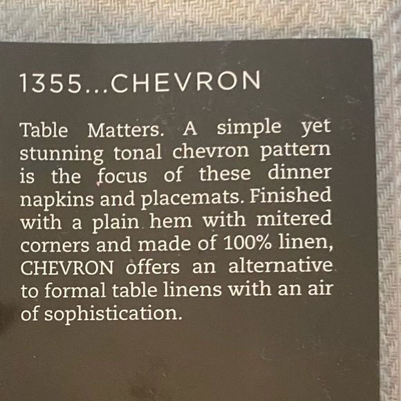 SFERRA DINNER NAPKINS - set of 6 “Chevron”. Color: Ecru - Picture 3 of 7